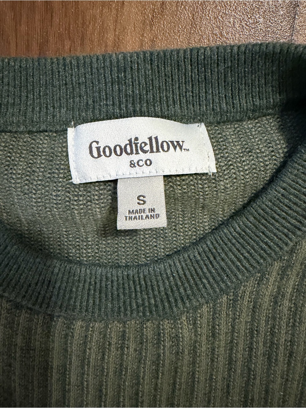 Goodfellow Sweater - Picture 3 of 3